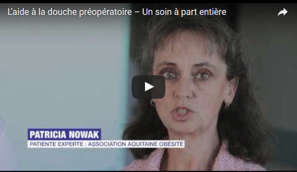 L’aide à la douche préopératoire – Un soin à part entière